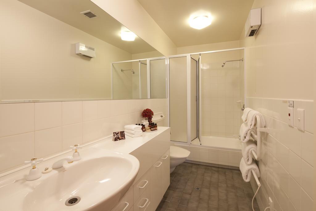 apartamentos @ Spinnaker Bay Queenstown Exterior foto